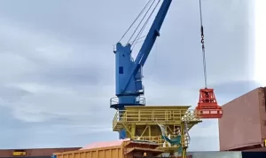 Pelabuhan Tanjung Wangi Dorong Kelancaran Distribusi Pupuk Nasional