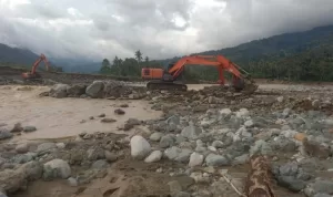 Kementerian PU Perbaiki 13 Jembatan Putus yang Diterjang Banjir dan Tanah Longsor