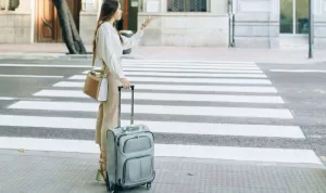 Mengatasi Biaya Traveling yang Melebihi Anggaran