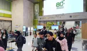 public (7) (9)