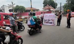 KAI Daop 2 Bandung Himbau Masyarakat Tertib Berlalu Lintas