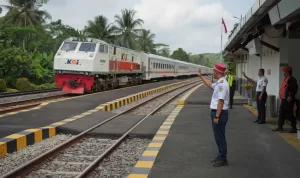 Ketepatan Waktu KA Berangkat Capai 99,57 Persen, KAI Daop 2 Bandung Operasikan 3.258 Perjalanan Selama Angkutan Nataru 20252026
