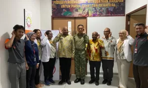 Kogabwilhan III Dorong Kesehatan Inklusif di Papua lewat Bantuan Alat Bantu Dengar dan Sembako (1)