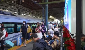 Suasana Stasiun Wilayah Daop 1 Jakarta