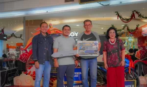BRI Branch Office Jatinegara Region 6 Jakarta 1 Serahkan Hadiah Program BRI Highest Point Amazing Rewards 9 di Mall Bassura Jakarta Timur
