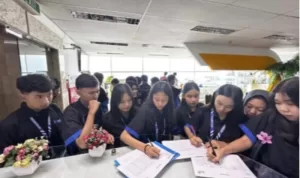 SMK Yadika 8 Bekasi Kunjungi Telkom AI Center Bandung (1)