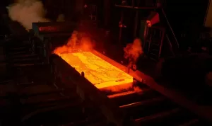 Proses pembuatan baja Hot Rolled Coil (HRC) pada fasilitas produksi Krakatau Steel (1)