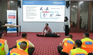 Tingkatkan Standar Keselamatan Kerja Jelang Angleb, KAI Services Kolaborasi Bersama Primaya Hospital
