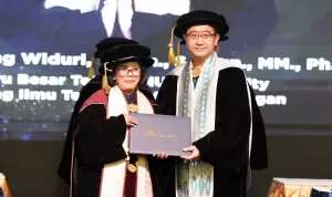Di Era AI, Siapa Penjaga Integritas Audit, Ini Jawaban Prof. Rindang Widuri dalam Pengukuhan Guru Besar BINUS University