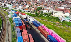 Dukung Konektivitas Distribusi, KAI Logistik Siap Tingkatkan Kapasitas Angkut Peti Kemas Ke Semarang