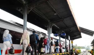 KAI Divre IV Tanjungkarang (1)