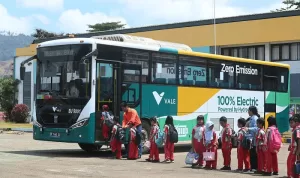 Tambang Sorowako Ikut Menyalakan Ruang Kelas