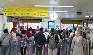 public (4)