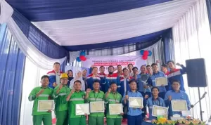 Apresiasi Garda Terdepan Distribusi Energi, Elnusa Petrofin Berikan Penghargaan bagi Awak Mobil Tangki Berprestasi Dari Sumatra Hingga Papua.jpg