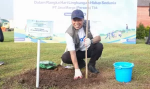 Penanaman 200 pohon pule di kawasan Rest Area Travoy KM 792A (1)
