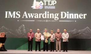 Terapkan Standar Pelayanan Unggul, SUCOFINDO Raih Predikat Emas Kategori Surveyor di Indonesia Mining Services Awards 2026 (1)