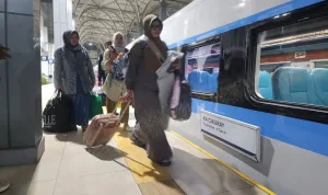 KA Cikuray Jadi Kereta Favorit Pengguna Jasa dari Daop 2 Bandung Sedangkan Gambir dan Yogyakarta Masih Menjadi Tujuan Utama Selama Januari - Juni 2026