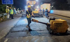 Pekerjaan Preservasi di Ruas Jalan Tol Semarang (1)