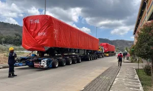 KAI Logistik Rampungkan Pengiriman 8 Unit KRL dari Banyuwangi ke Kalimas