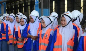 Peringati Hari Anak Perempuan Internasional, Waskita Beton Precast Dorong Generasi Perempuan Berkarya di Industri Konstruksi melalui Girls on Site Vol. 4.